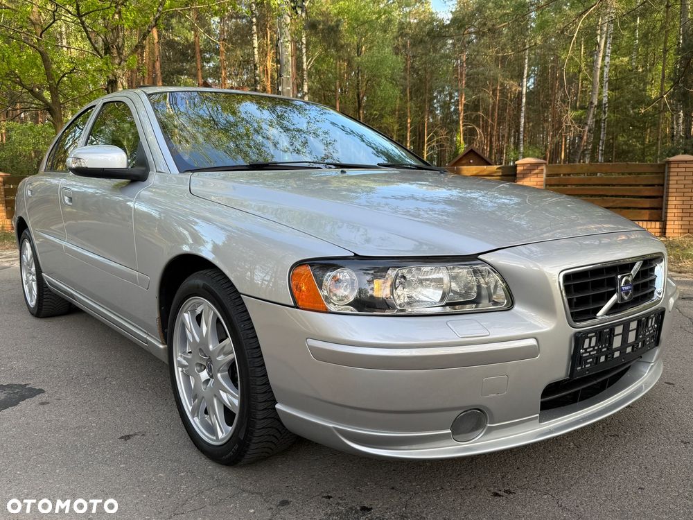 Volvo S60 - 1