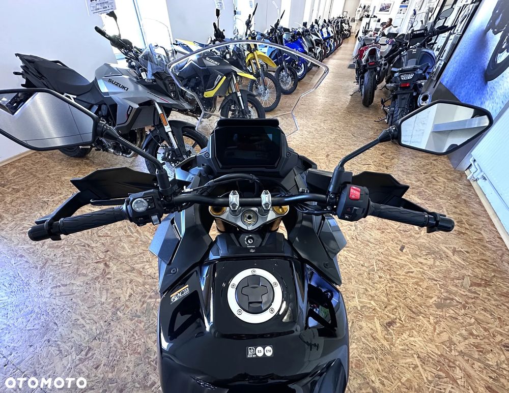 Suzuki GX - 9