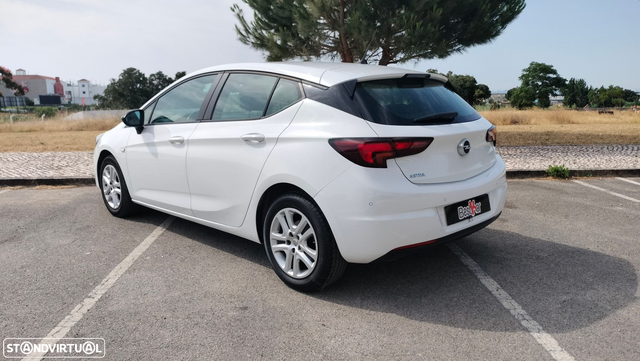 Opel Astra 1.5 D S&S Auto Business Edition - 6