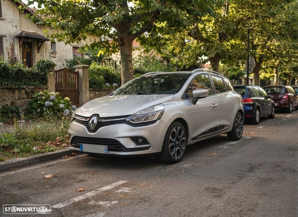 Renault Clio Sport Tourer - 1