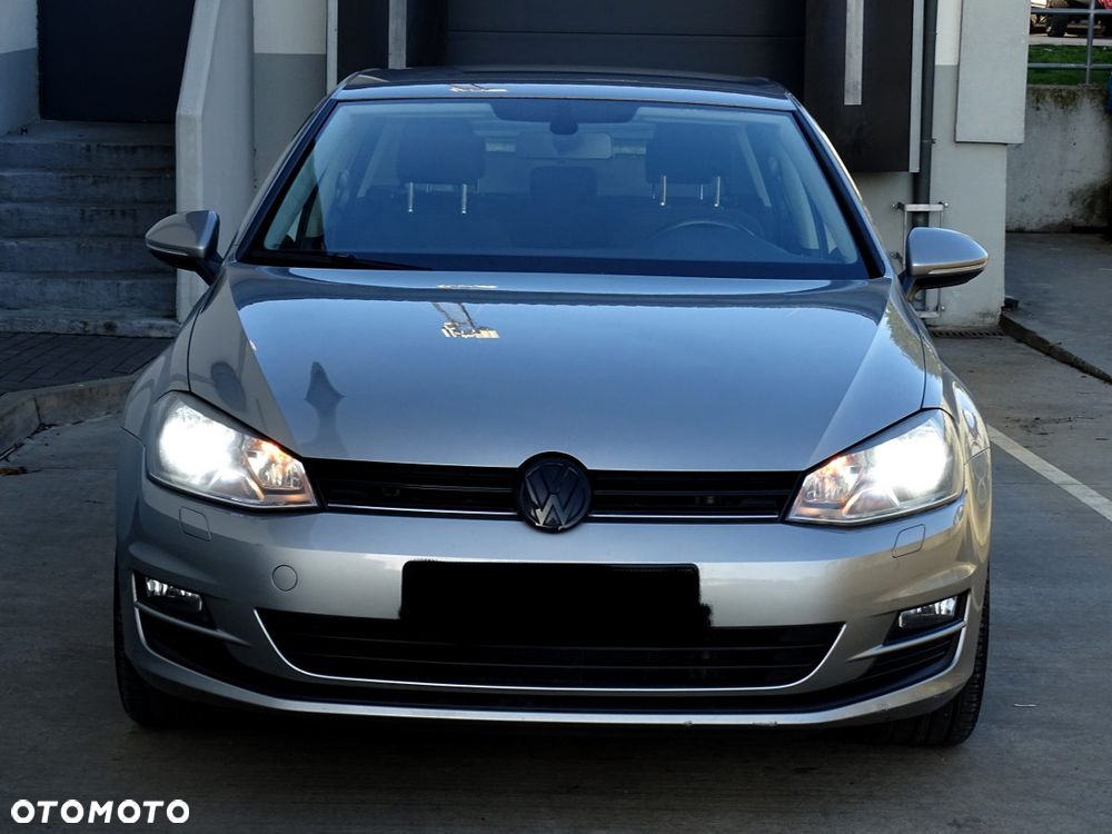 Volkswagen Golf 1.4 TSI BlueMotion Technology Comfortline - 2