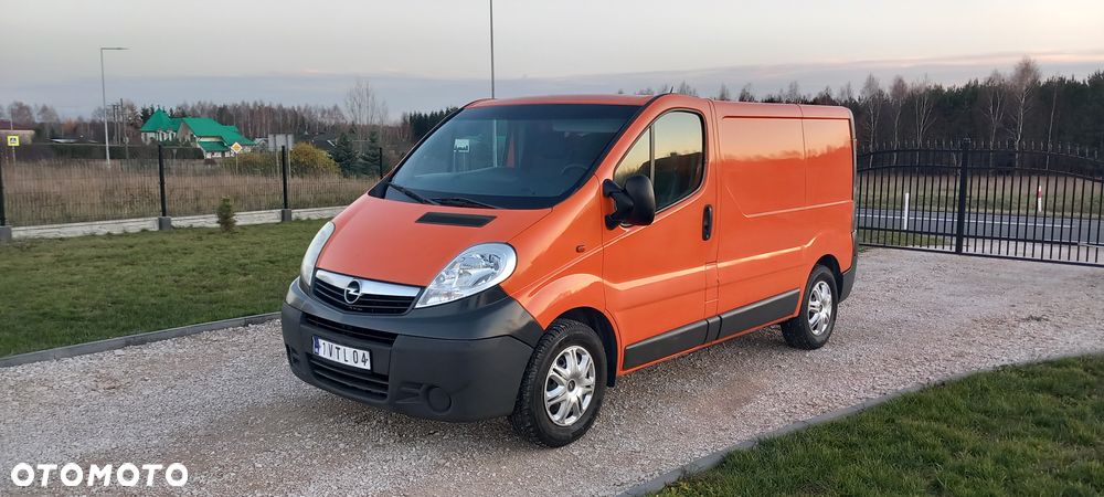 Opel Vivaro - 1