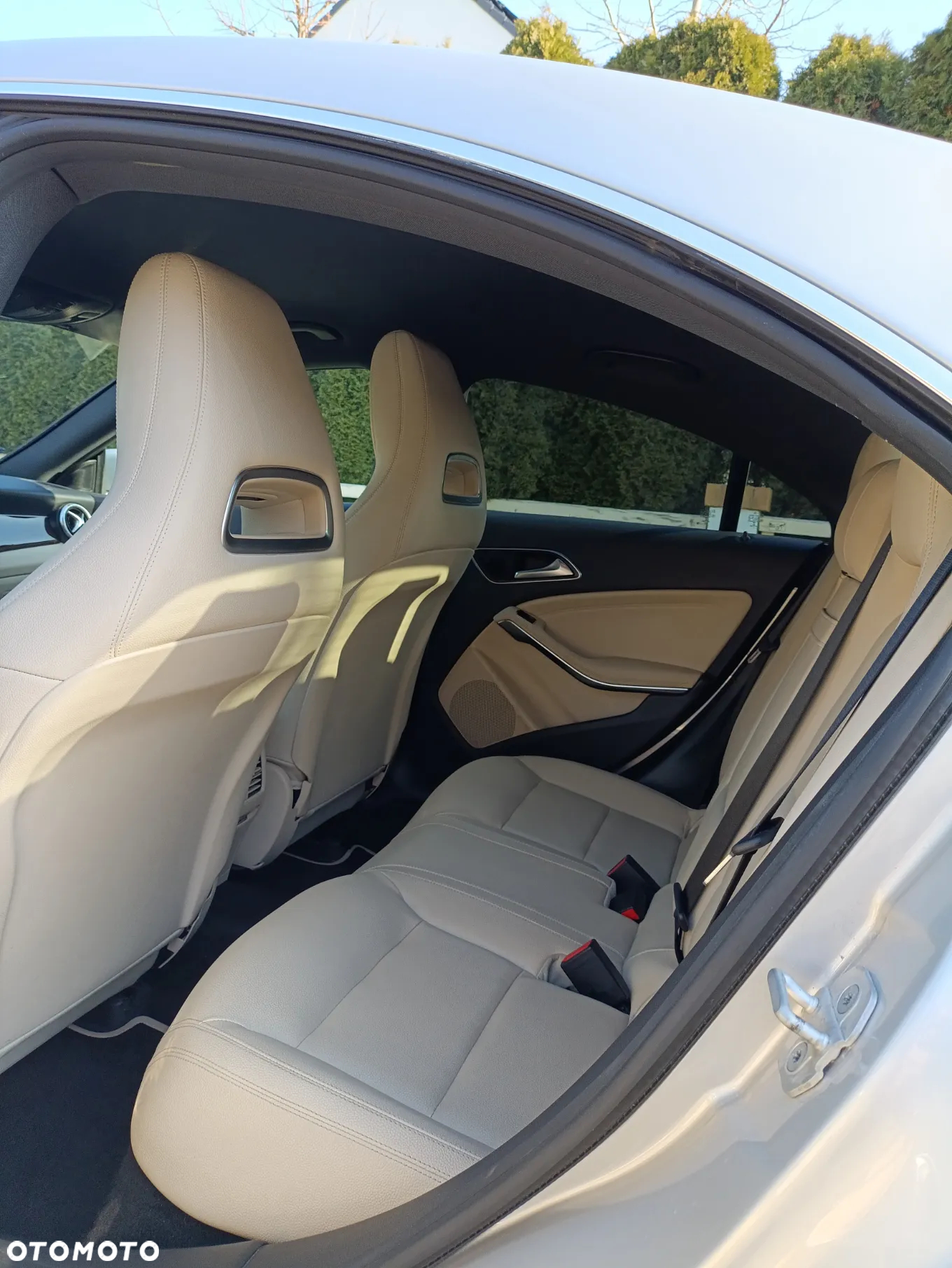 Mercedes-Benz CLA 250 7G-DCT - 19