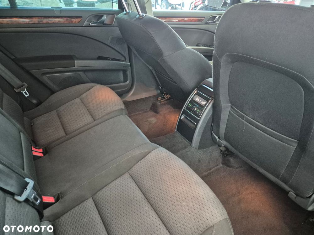 Skoda Superb 1.8 TSI 4x4 Elegance - 32