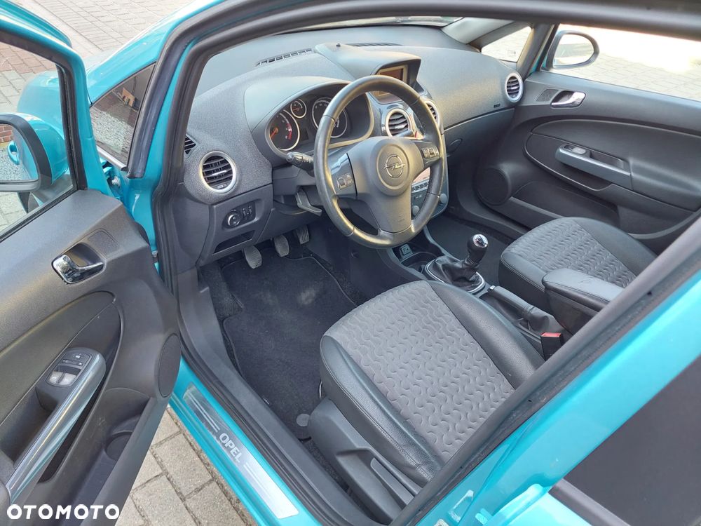 Opel Corsa 1.4 16V Color Edition - 9