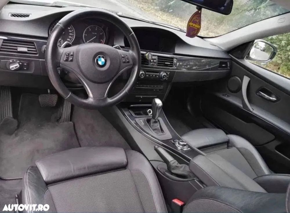 BMW Seria 3 320d - 5
