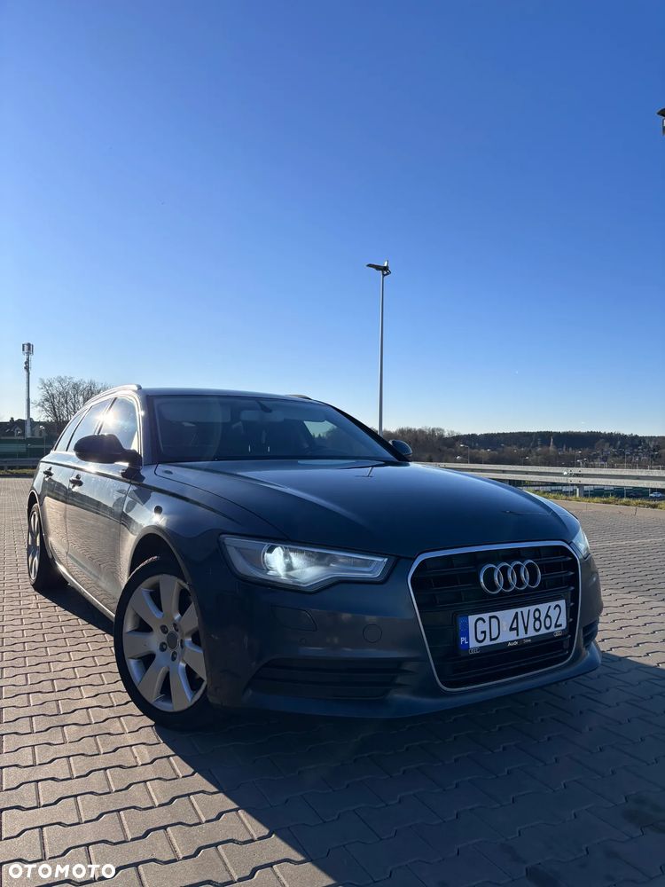 Audi A6 Avant - 1