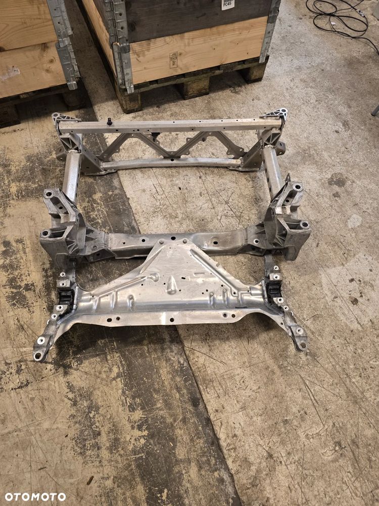 Wózek belka sanki Porsche Panamera 971 - 1