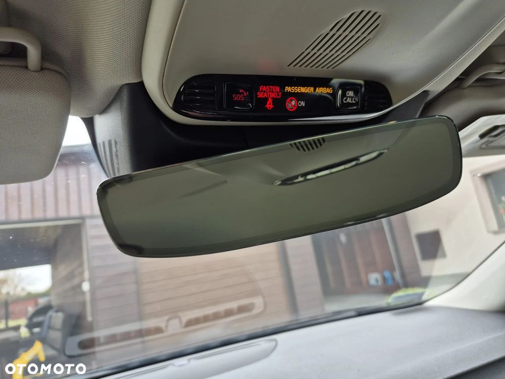 Volvo V90 D3 AWD Momentum Pro - 20