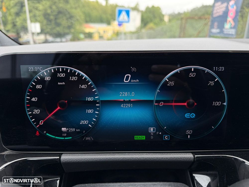 Mercedes-Benz EQA 250 Progressive - 59