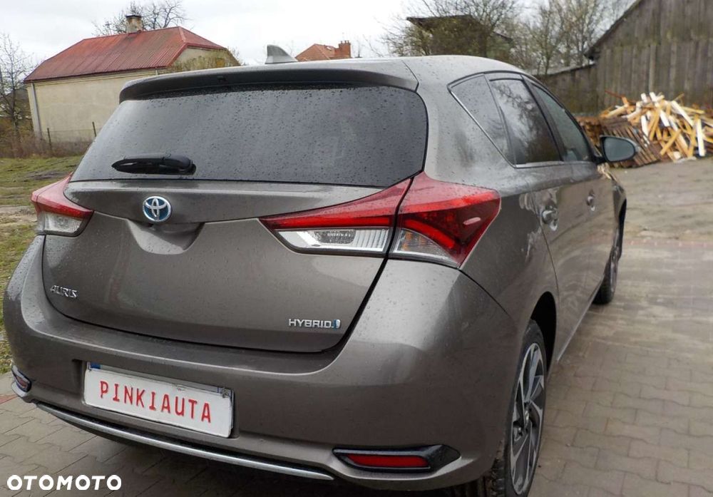 Toyota Auris - 16