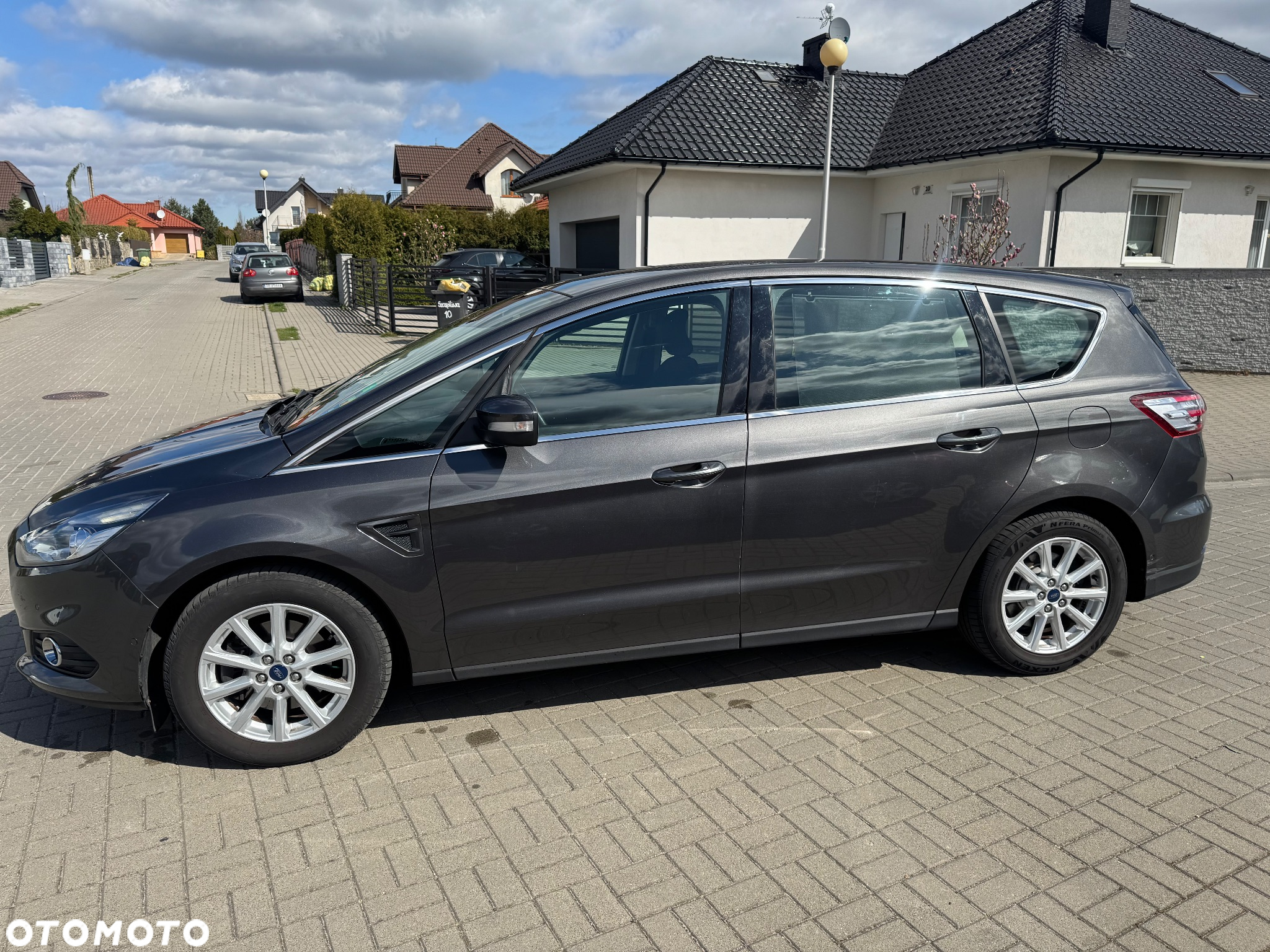 Ford S-Max 2.0 TDCi Titanium - 8