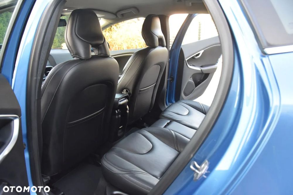 Volvo V40 D4 Drive-E Summum - 13