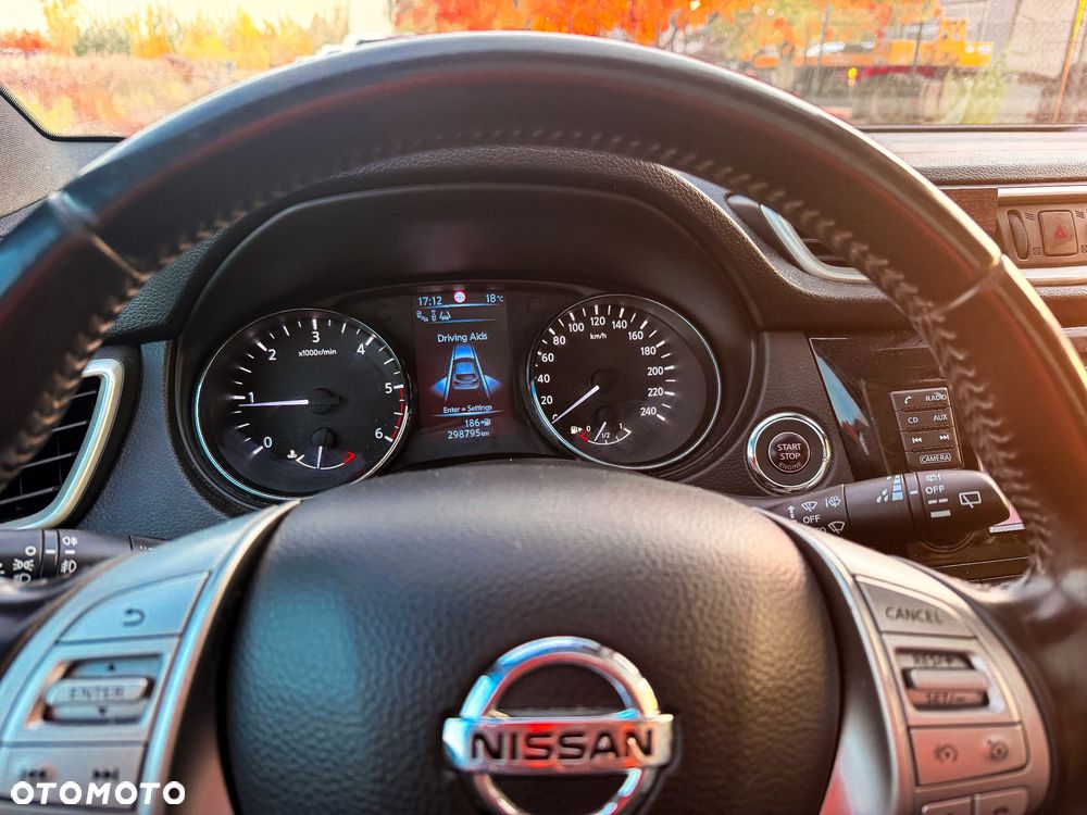 Nissan Qashqai 1.6 DCi ALL-MODE 4x4i TEKNA+ - 29