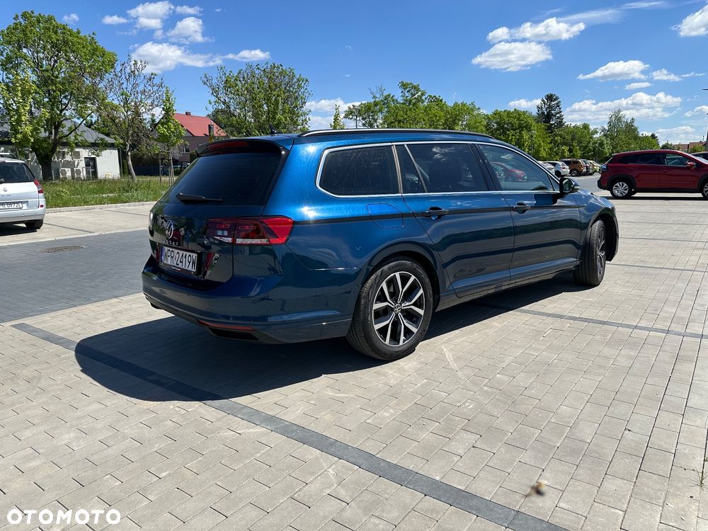 Volkswagen Passat 2.0 TDI EVO Business DSG - 3