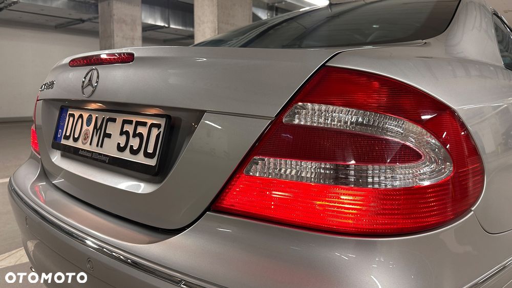 Mercedes-Benz CLK 2004