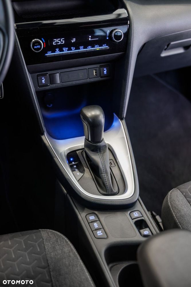 Toyota Yaris Cross Hybrid 1.5 Comfort - 29