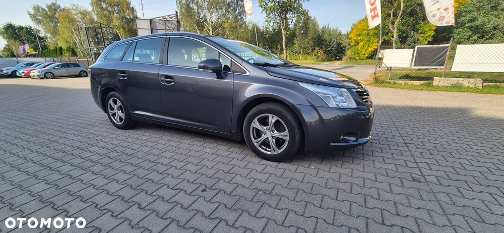 Toyota Avensis - 3