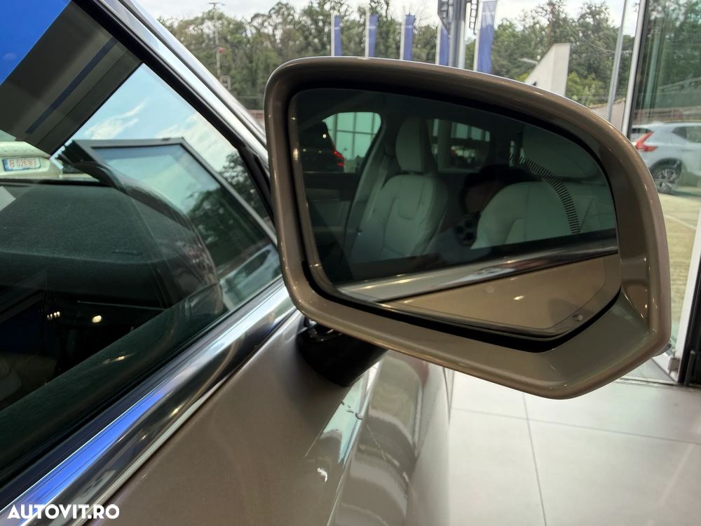Volvo S90 B5 MHEV AT AWD Core - 26
