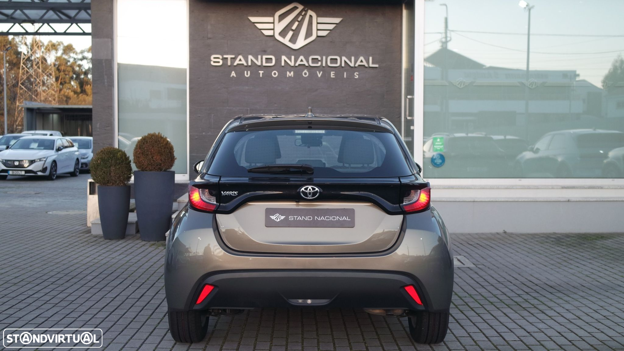 Toyota Yaris 1.0 VVT-i Comfort Plus - 7