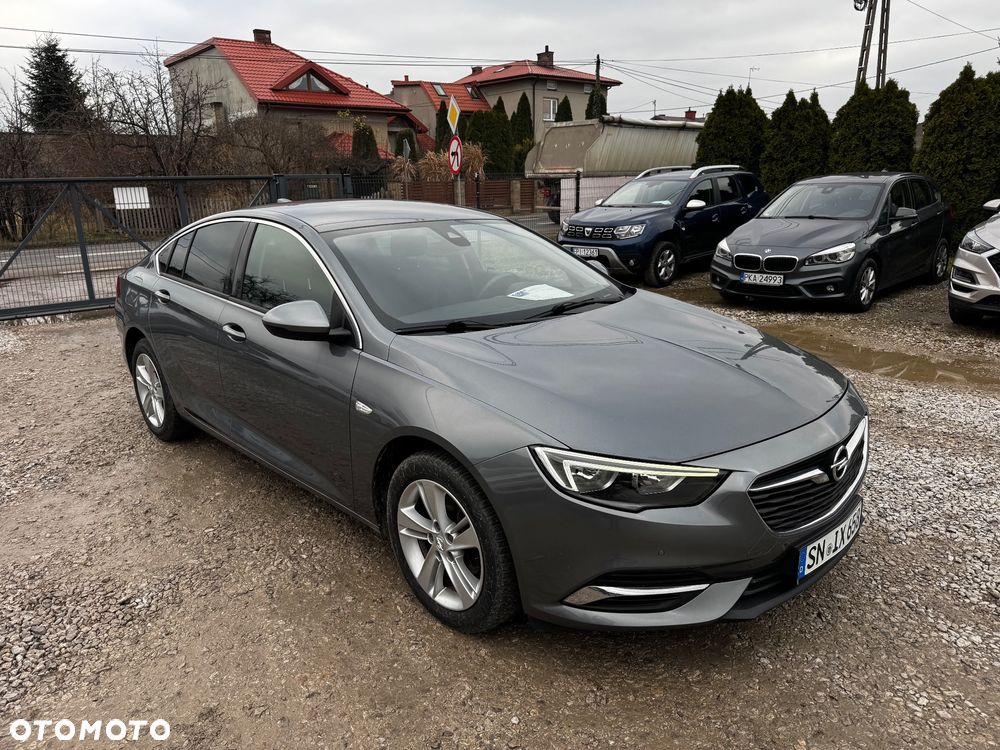 Opel Insignia 1.5 T Enjoy S&S - 17
