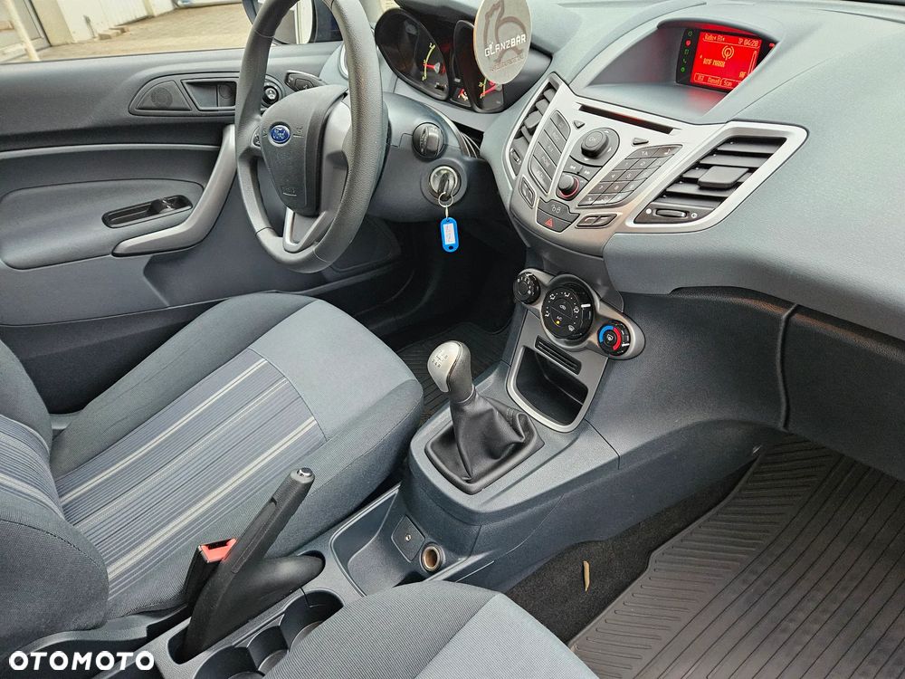 Ford Fiesta 1.25 Champions Edition - 15