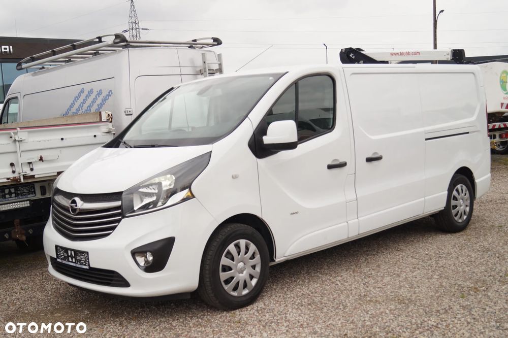 Opel Vivaro - 1