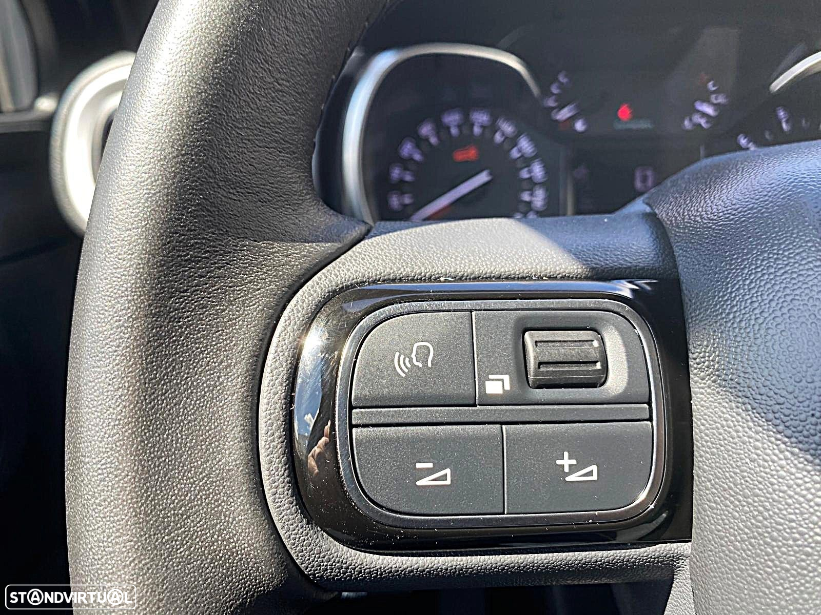 Citroën C3 1.2 PureTech Shine - 17
