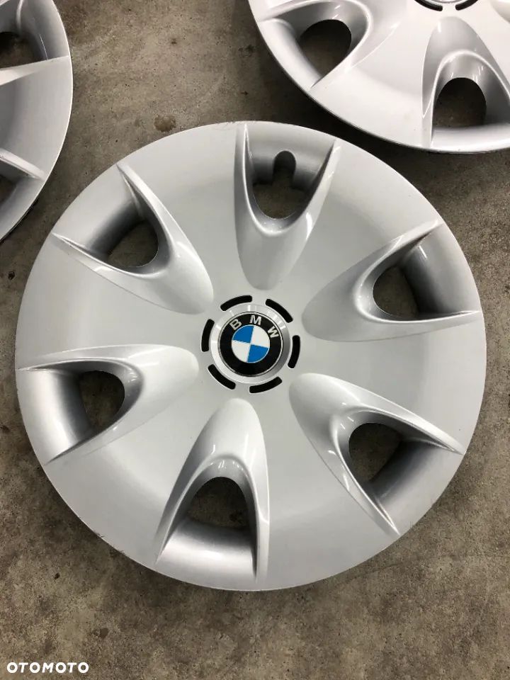 Kołpaki oryginalne BMW 16'' 62411810 komplet używane - 2