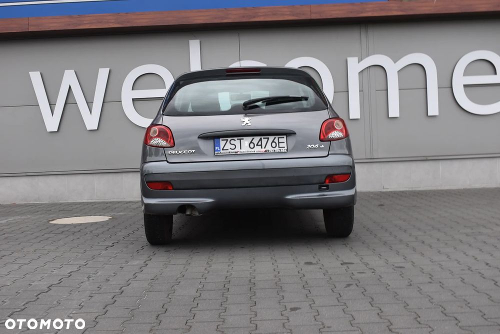 Peugeot 206 60 Filou - 26