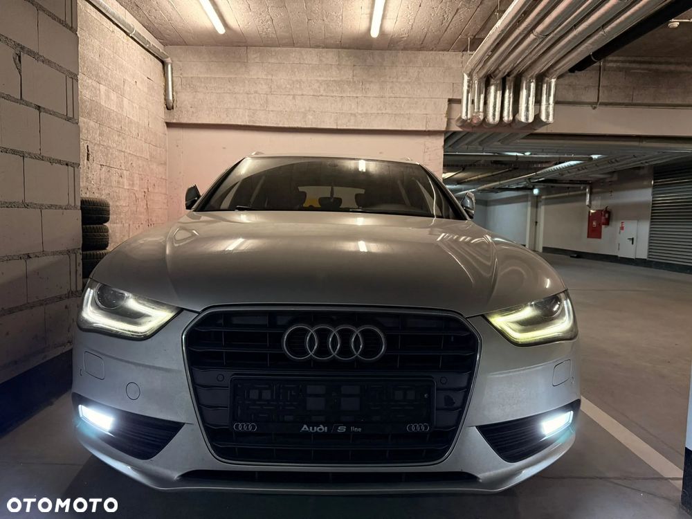Audi A4 Avant 2.0 TDI DPF multitronic Ambition - 9
