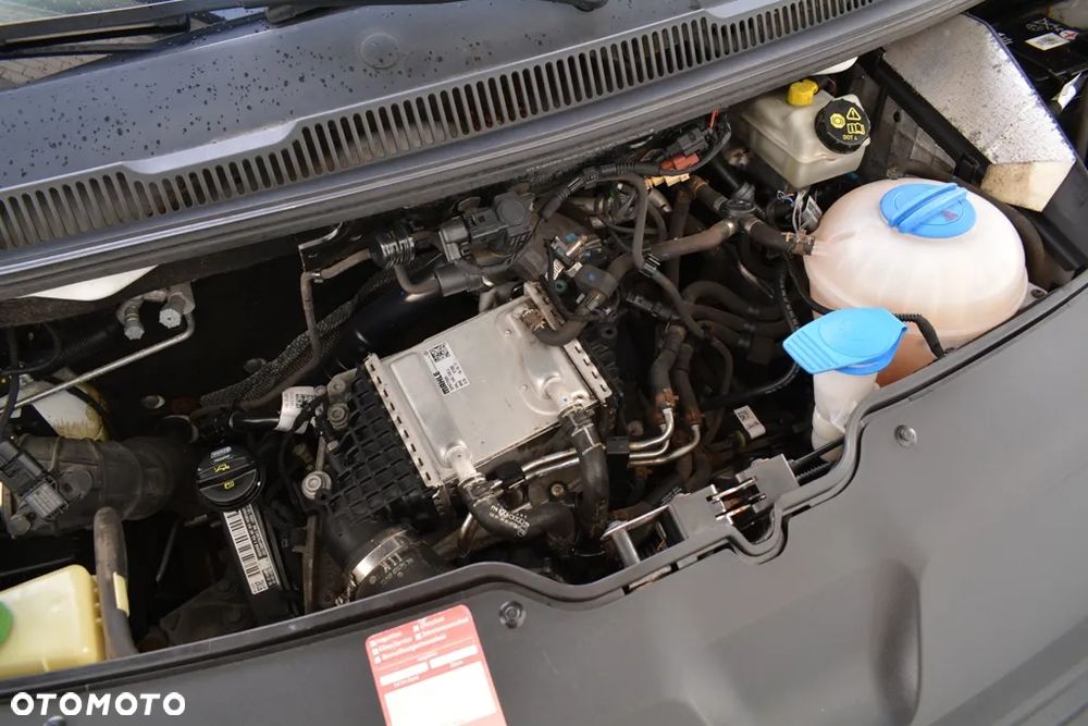 Volkswagen Transporter Kombi L1H1 - 38