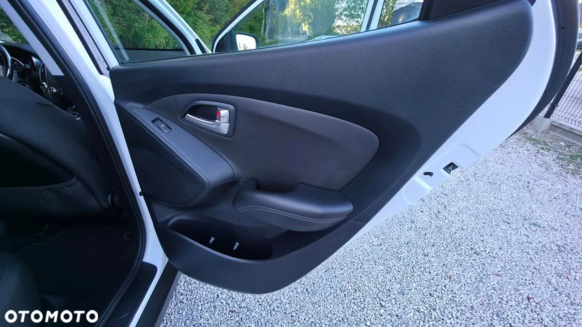 Hyundai ix35 1.7 CRDi Classic 2WD - 29