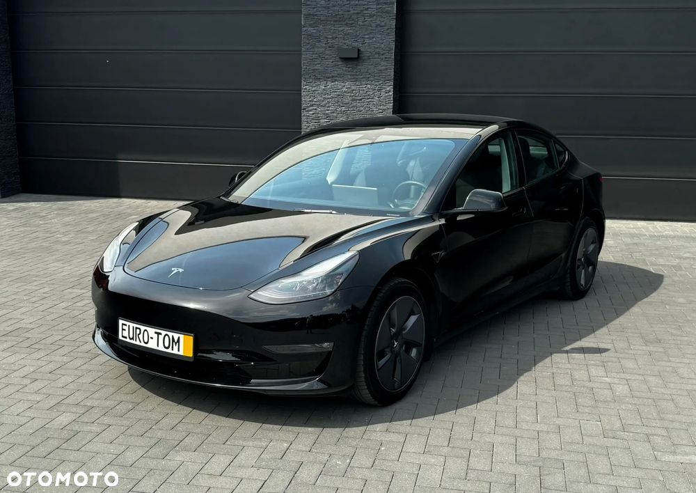 Tesla Model 3 Langstreckenbatterie Allradantrieb Dual Motor - 12