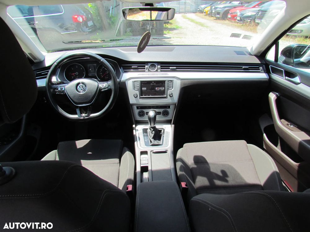Volkswagen Passat - 6