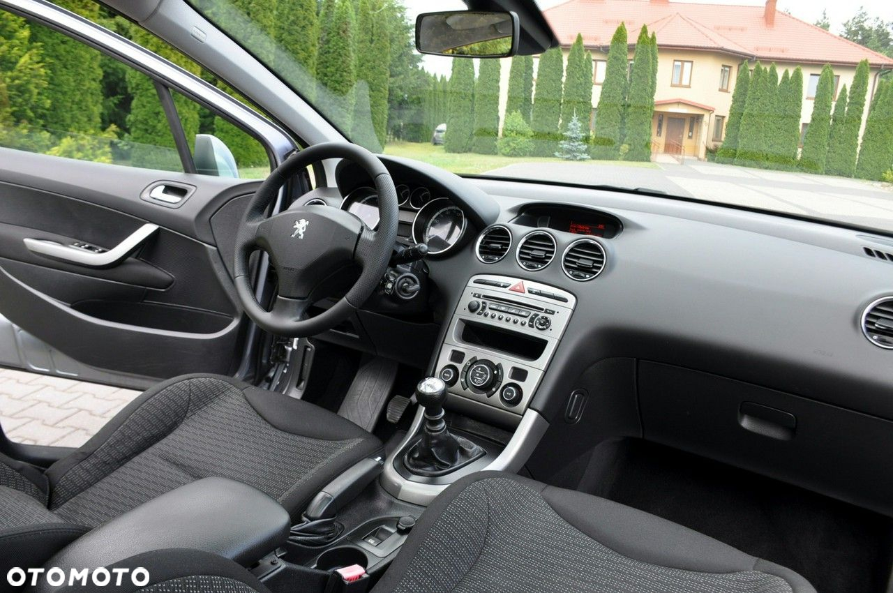 Peugeot 308 - 24