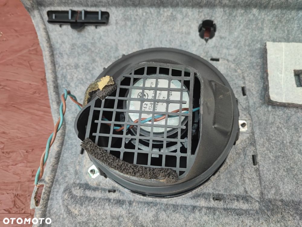 BMW E46 COUPE ORYGINALNA PÓŁKA TYŁ / OSŁONA GRODZI TYŁ + GŁOŚNIKI + ZAŚLEPKI GŁOŚNIKÓW  O NR.  51 46 6 955 325 / 51 46 8 231 125 OEM W DOBRYM STANIE - 14