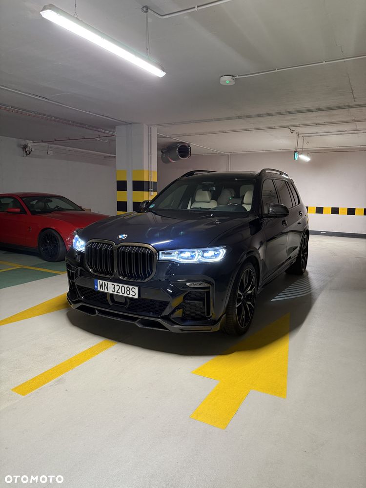 BMW X7 M50i sport - 10