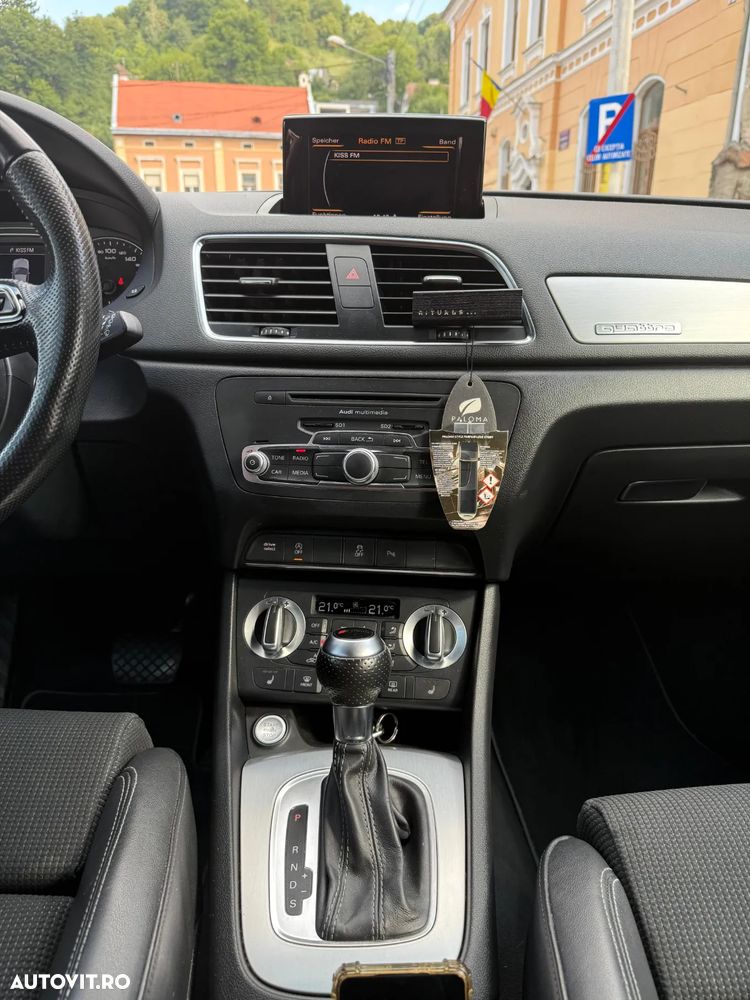 Audi Q3 2.0 35 TDI S tronic quattro S Line - 16
