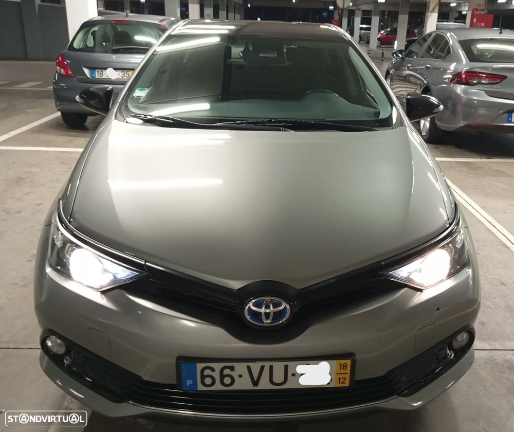 Toyota Auris 1.8 HSD Comfort +P.Sport+Navi - 3