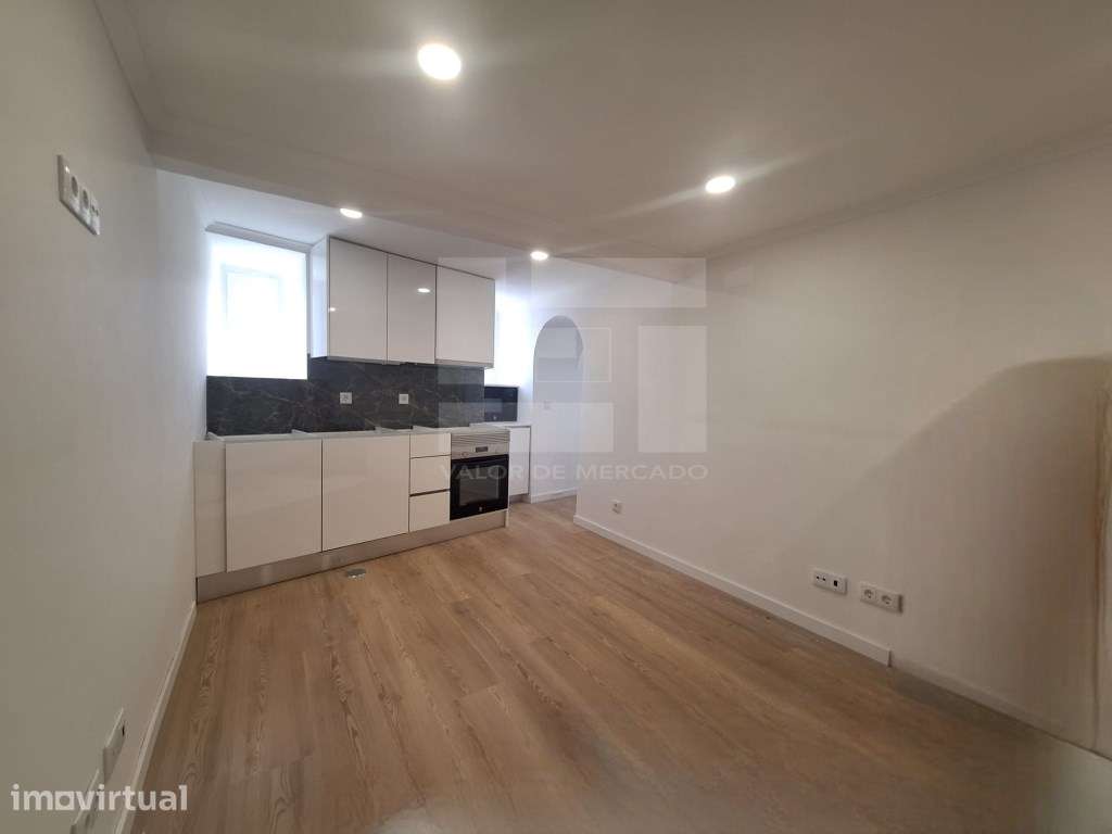 APARTAMENTO T2 - TRAVESSA DAS MÓNICAS, LISBOA - Grande imagem: 2/16