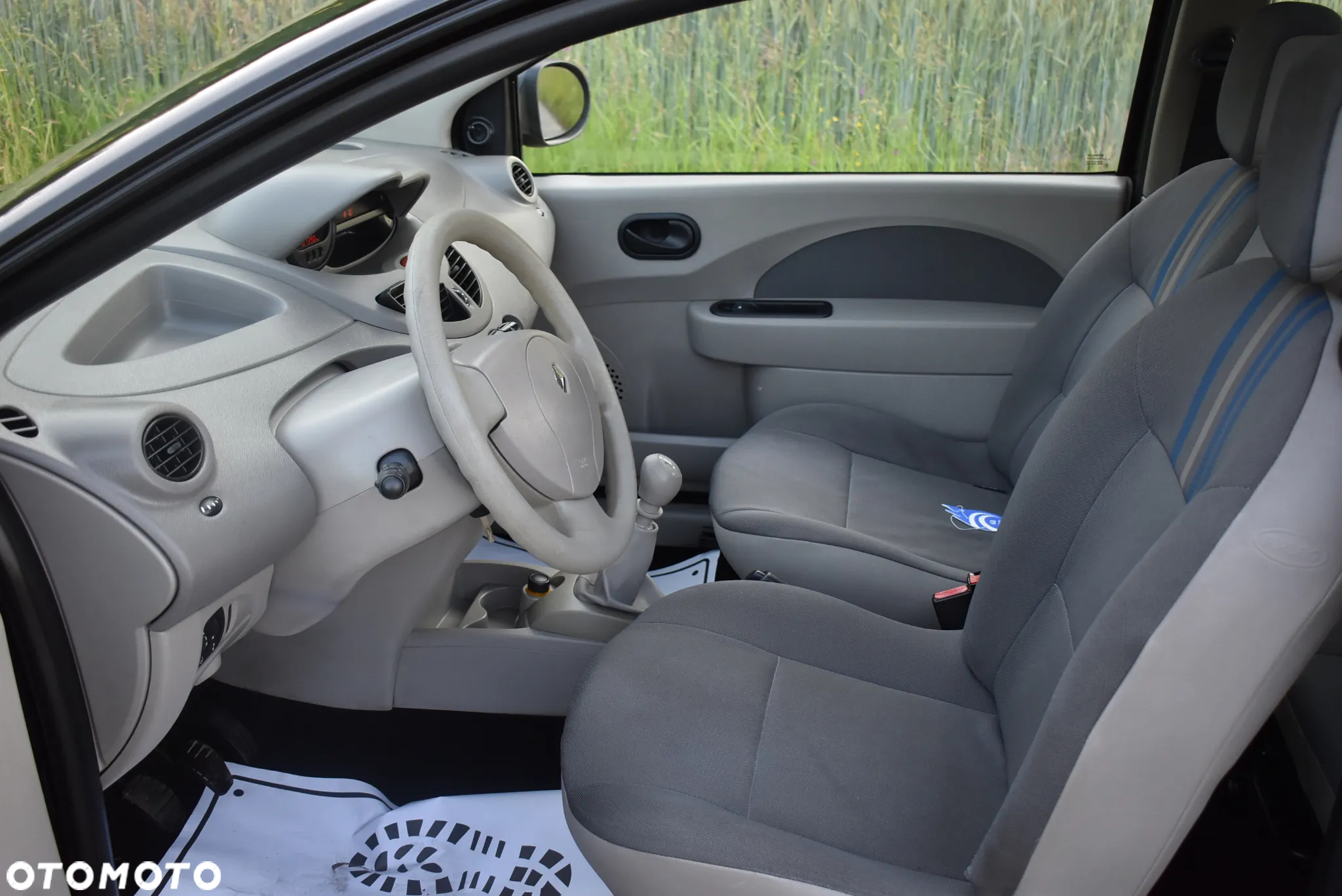 Renault Twingo 1.2 8V Authentique - 17