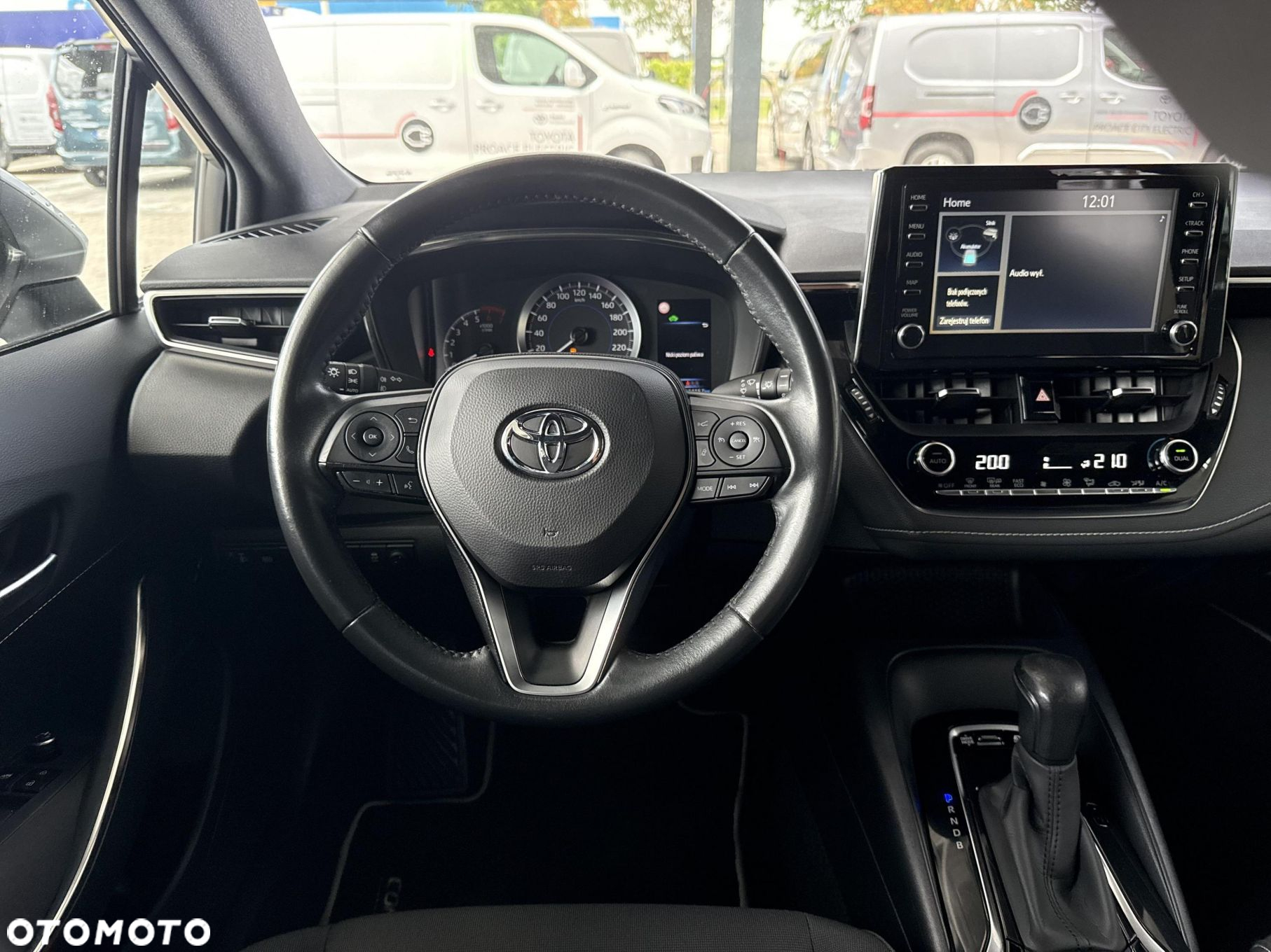 Toyota Corolla 1.8 Hybrid Comfort - 12