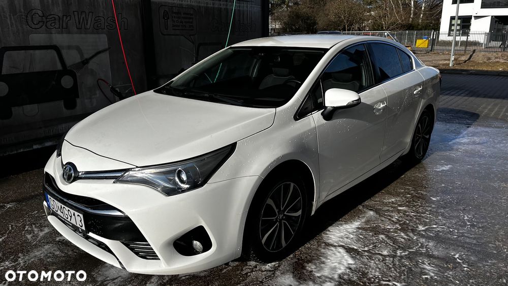 Toyota Avensis 2.0 D-4D Premium - 5