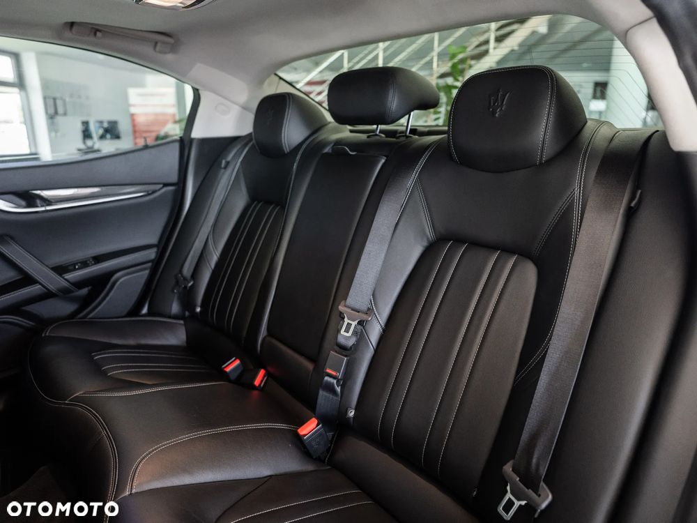 Maserati Ghibli S Q4 - 10