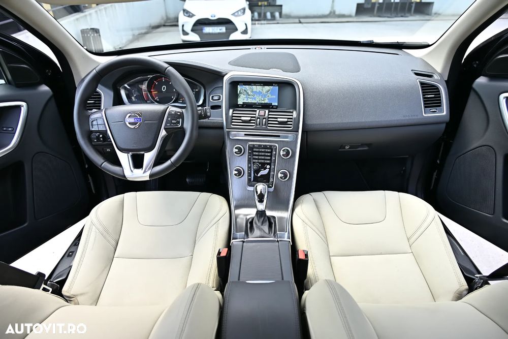 Volvo XC 60 D4 AWD Geartronic Summum - 21