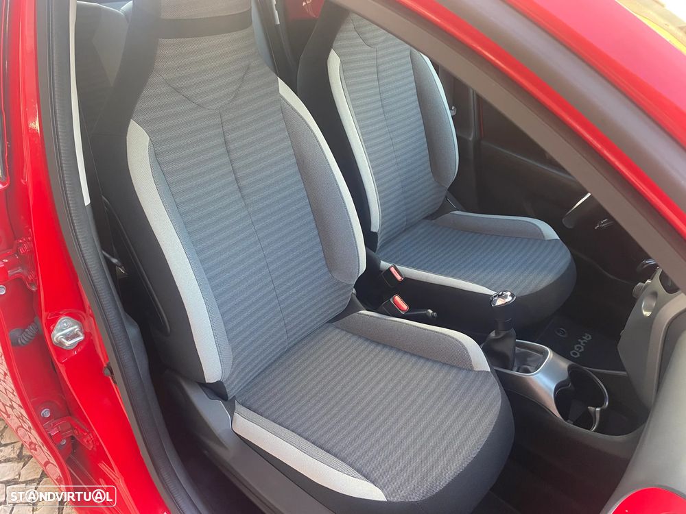 Toyota Aygo 1.0 X-Play+X-Touch - 28