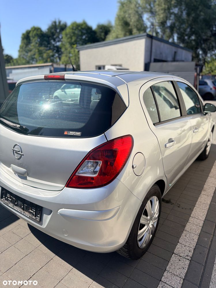 Opel Corsa 1.2 16V Color Edition - 10