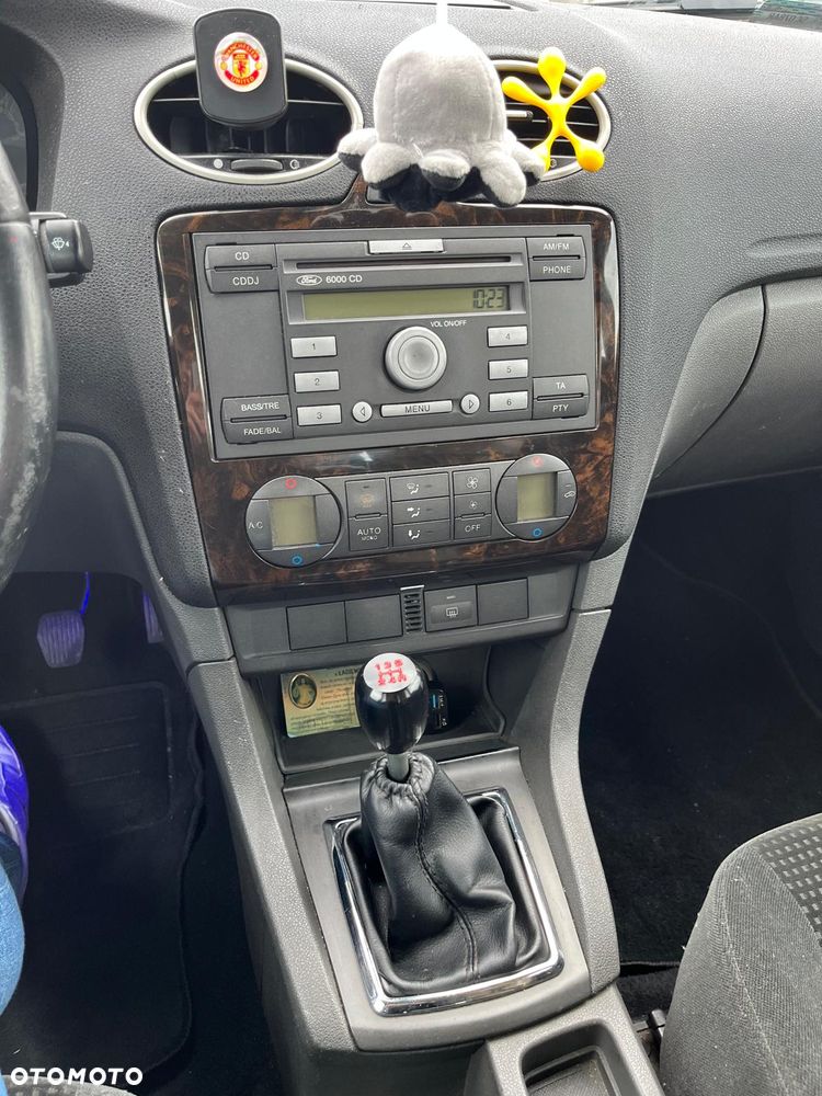 Ford Focus 1.6 TDCi Ambiente - 22