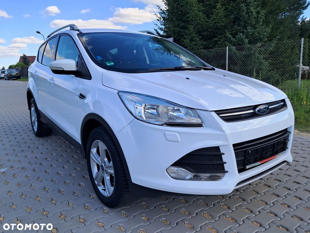 Ford Kuga 2.0 TDCi 2x4 Titanium - 10
